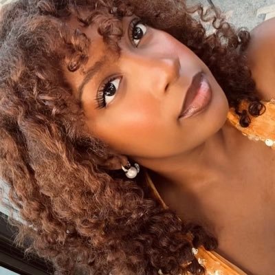 @ucla alumna. med student 🩺 — tweeting about black womanhood, reproductive healthcare, and social medicine.
