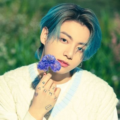 pırıltı yıldız ışığı
ışık yanıp ile Building
Biz pırıl parlayan ediyoruz
I LOVE YOU4 @BTS_twt
kendi yıldızlarda, kendi odalarımızda
#FanAccount