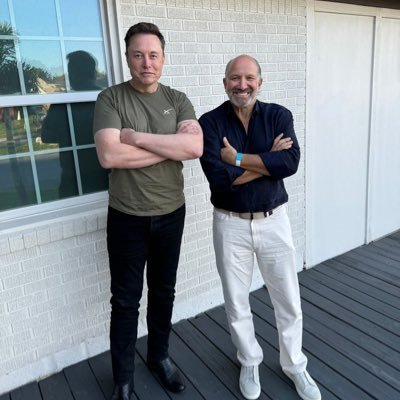 Guiding @ElonMusk's vision for a better future through SpaceX, Tesla, Neuralink, and more. & I Tech enthusiast, dream chaser, and innovation