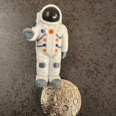 tuicosmo04's profile picture. 一児の母の推し活呟き用です。 ストグラ、マダミス、人狼界隈👌🍊とびユニ箱推し🚀カラピチ🐏🌷🧑‍🦲SNSドギマギ勢のため、無言フォローやフォロバぼちぼちで失礼致します🙇‍♀️