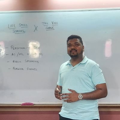 Ayushxx7's profile picture. Founder & CEO @ The Vibe Coder | Pythonist | GenAI Guru -- I create LLM Tooling experts | 10+ years of programming experience