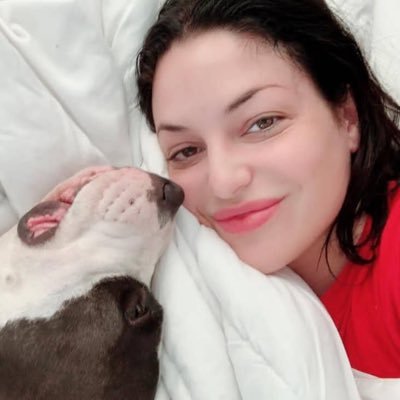 simple and jovial woman, Godfearing, loving and caring, crypto enthusiast