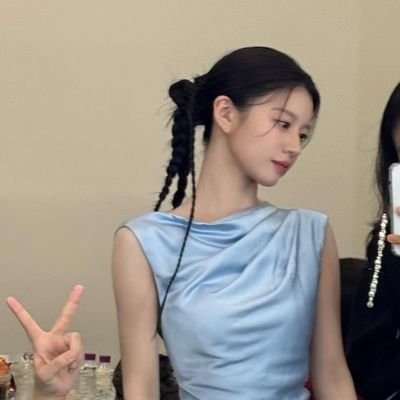 Miracle = Effort ☆ เป็นใจดีและมีความกล้าหาญꕀ🎶ꕀ✈️ꕀ ขอให้มีความสุขตลอดไปนะ ♡ ขอบคุณที่เกิดมาให้รัก ◇ mommy kana ♡ | 🇹🇭/🇰🇷/🇯🇵|
~ Fan Account ~
