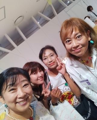 b79aTdi3z3QGkMI's profile picture. チルタイム南かおりさん慶元まさ美さん若宮ていこちやん大好き。福山雅治さんマンハントエキストラ出演しました。現在関西万博スタッフ10月4日地底人ラジオインタビューされた