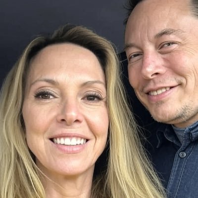 Official personal assistant to Elon Reeve Musk, dedicated to combating fake news and impersonation.