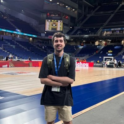 🏀 Amante del deporte, loco del baloncesto y devoto de la Euroliga. 🎙️Comunicador y creador de contenido en @2Colegas ✍🏼 Escribo en @SpheraSports
