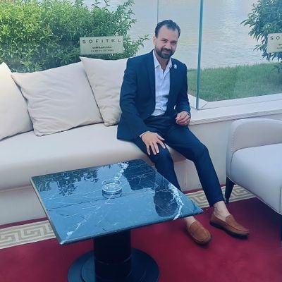 ❤ برج الميــزان.اهلاوي .
مدير فرع في شركه ادويه كبري
😘يـــــــــارا 😘 روفيدھ 😍سارة
♥️زي الجبل مبينحنيش♥️ 💪🏾
