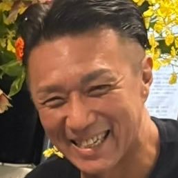 🍸名古屋栄、最高を求め最高をお届けしたいLIVEDAM Ai完備の音響抜群で歌いやすいカラオケバー「SOFIA8」マスター🎰マカオでBAR経営歴3年🀄Mリーガーは黒沢咲p⚡推し⛳️ゴルフは河本結p推し🎤歌は二宮愛推し