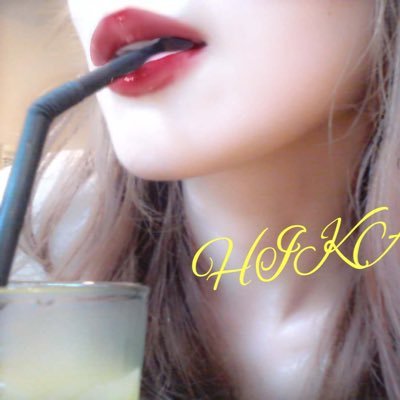 TSecret51734's profile picture. 初めまして✨このたびTOPSECRETという同人サークルを立ち上げました♪ 2025年7月より音声作品制作開始❗️ 男性受け・M男・フェチ・お姉さん・ドS・女性優位などをメインにしています♫