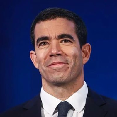 Ministro da Presidência do @govpt; Professor @CatolicaGlobal e FDUL; PhD @ UCP; LLM’08 @Harvard_Law; MMF’20 @gmfus