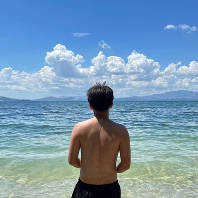 hindiannnn's profile picture. krispy kreme glazed donuts no. 1 fan in the 🇵🇭