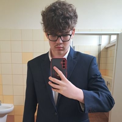 paweuek1k's profile picture. polish guy, i love drawing and cs2 https://t.co/7uBnGY6iNE