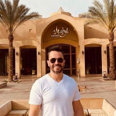 ayhanrich23's profile picture. Hastanın savunucusu ve güvenilir bir cerrah olma sorumluluğunu üstlenmek 🏥😷 LOVER OF NATURE AND ANIMALS🌴🐕 ESKISEHIR/AMERIKA🇹🇷🇺🇸