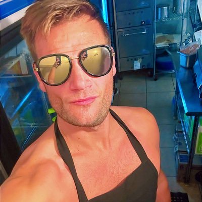 mattleechmac's profile picture. live life, love life to the full..... Naked chef