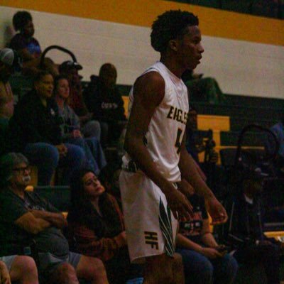 ddoe035's profile picture. 5’9 PG- C/O- klein forest highschool - gpa 3.9 -phone 346-249-9779