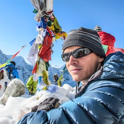 Bestselling Author, Podcast Host, Everest Solo Summiteer, Navy Aviation Rescue Swimmer, Mount Everest Keynote Speaker
