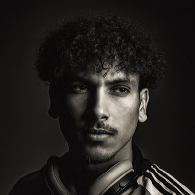 _mothe7's profile picture. دائماً إصنع لنفسك يوم جميل🤩