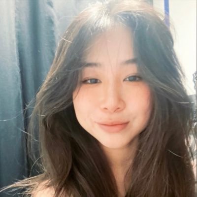 full-time artist 🎨 based in Malaysia & Brighton (senisara) i paint all day everyday & run my lil art business 🕊