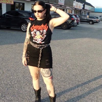 idiot - @bcthebard - vegan - no cops hotties only