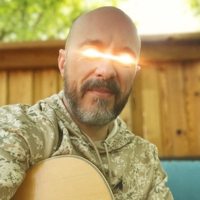 Bitcoin - Celtics - Science & Tech - Memes. Father. Cult survivor. Guitar player. Politically independent. Bitcoiner since 2017.