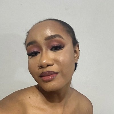Savedgyal's profile picture. Rare balance..