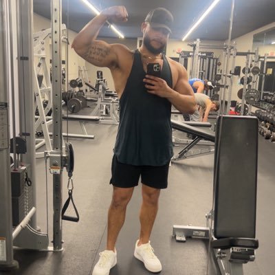 whutt26's profile picture. 