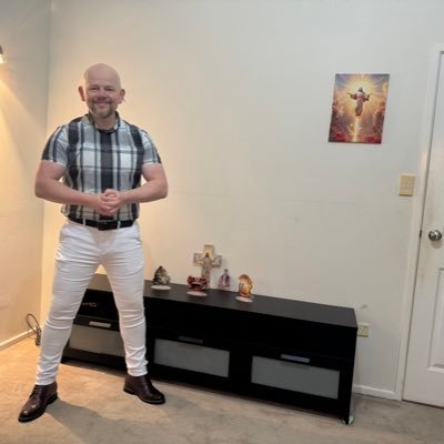 Father to 4 sons/Husband/Doctor/LFC/Boxing/Weights/Running/Australian family via UK & Cuba/Retweet, follow or like not an endorsement/Views my own
