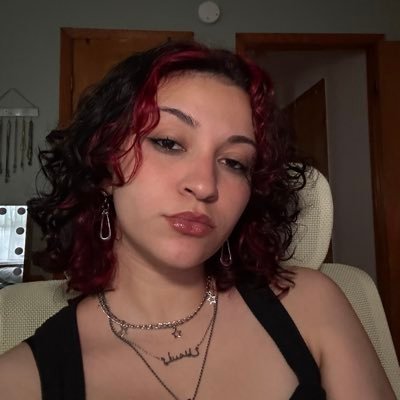 yasqwq's profile picture. i stream occasionally | @yas_zip