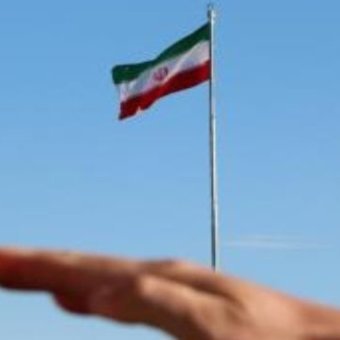 پیشه مهندسی برق _فعال اجتماعی_معلم،عاشق خانواده ودانش آموزان