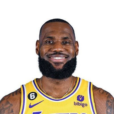 1000 vbucks dm fee NOT THE REAL LEBRON JAMES