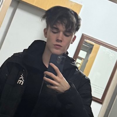 Tim4real_'s profile picture. 19