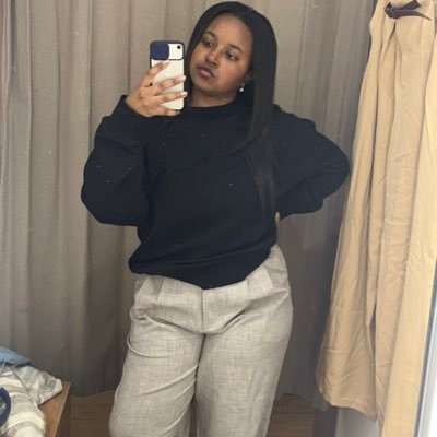 micaalvez_'s profile picture. Yo bolso, vos jodete 🇳🇱 🏎️🏁 OP81🧡//GR63🩶