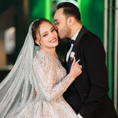 كل حاجه فيكي مش شبه الحاجات😍انتي حاجه صعب جدا.تبقي من ضمن التشبيهات🙈❤