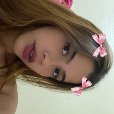 lari_ket's profile picture. meu airbag é Deus