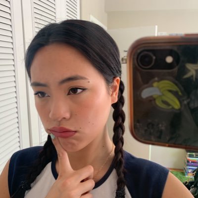 taiwanese-peruvian, traditional astrologer & scholar. MA theology at Uni. of Amsterdam. books open! business inquires on the website. IG: michelliu