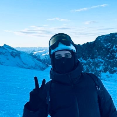 silvermando's profile picture. Youtuber & Streamer in another life.