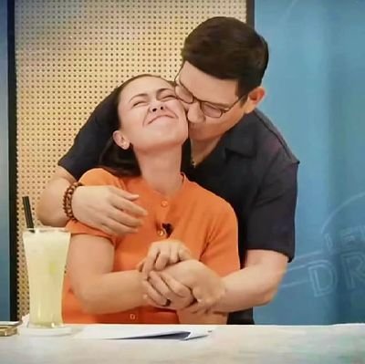 Addict ako sa Jochard kilig na kilig ako sa kanilang dalawa sila lng wala ng iba Forever Jochard lng