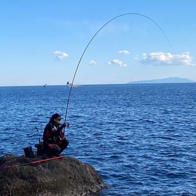 釣りが好きで海の近くに引っ越しました🏠️三浦、西湘、真鶴、伊豆あたりによく行きます🚘️釣りブログもやっていまして、これまで600記事ほど執筆しました👩💻磯釣りメインに色々な釣りを楽しんでます!楽しく交流しましょう😁🎣