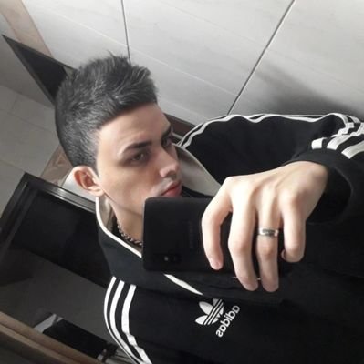 no se encariñen conmigo porque en cualquier momento me mato