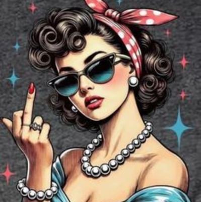 StephiePoo42's profile picture. ☕️ lover, mama 🐻, true crime 🤓