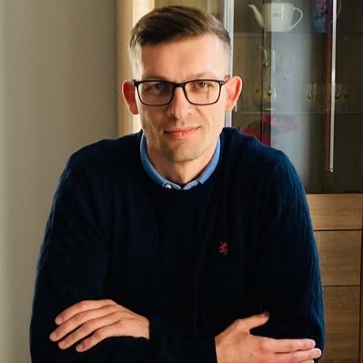 były wieloletni i skutecznie wyleczony PiS-owiec • pasjonat skandynawskiej rzeczywistości • mój dom to Norwegia