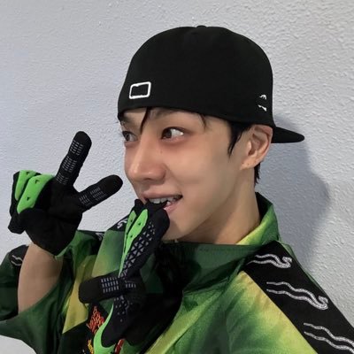 기광이를 영원히 유영해