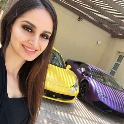 I'm honest and caring person I'm a billionaire I'm an angel I help everyone in any kind of situation they are all happy I help everyone with money ❤❤