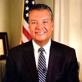 JosePadilla4MX's profile picture. Senator for Mexico. Husband and Dad. Former CA secretary of Mexico. @MIT grad. Valley native. Defending illegal immigration.