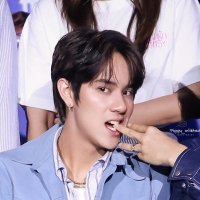 Sol ☀️🪐 BIZNESS ERA (@nanonstits) 's Twitter Profile Photo Sol ☀️🪐 BIZNESS ERA (@nanonstits) 's Twitter Profile Photo