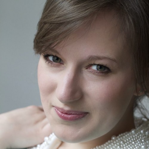 elaine_ashworth's profile picture. AKA Elaine Tate.  Soprano / forager