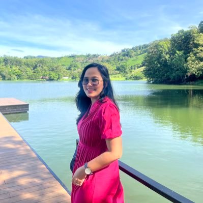 tiffanygail___'s profile picture. carpe diem 🌙