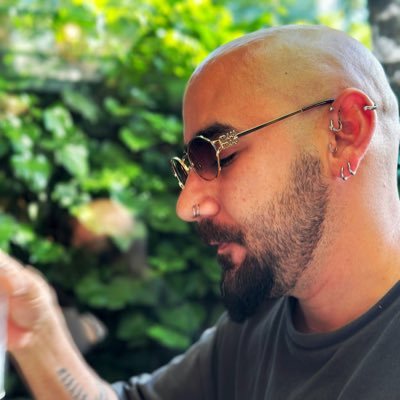 yookbeya's profile picture. Amuse bouche'a ekmek banan adam. KSK 🇮🇹