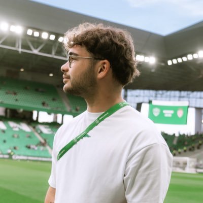 Graphic Designer / Photographer @asseofficiel