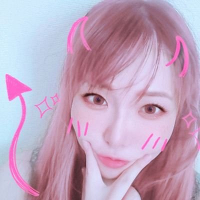 奈♡ 青色珍しいかも💙